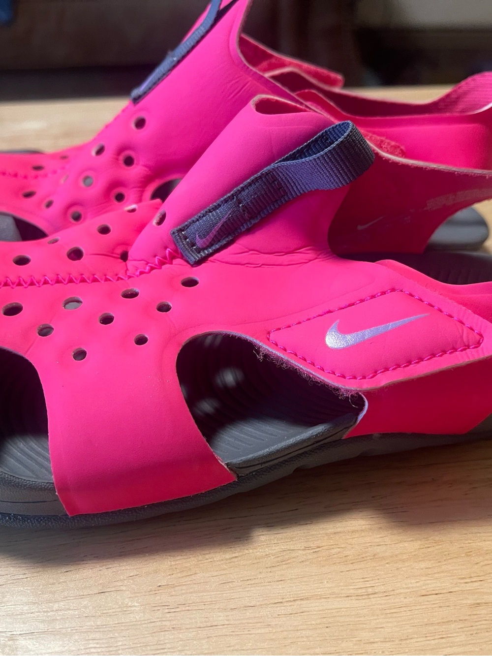 Nike Sunray Protect 2 Girls Kids Sandals Hot Pink/Grey Water/Play Shoes Size 13C